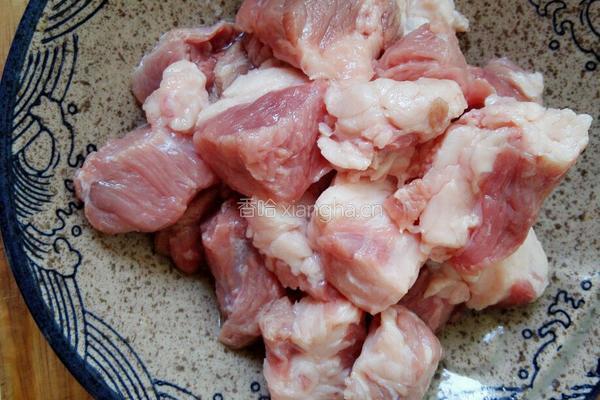 牛肉洋葱馅饺子的做法图解1