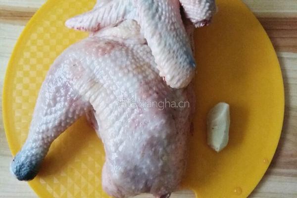 无水电饭锅焗鸡的做法图解1
