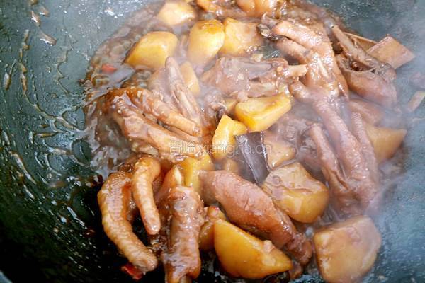 鸡爪炖土豆的做法图解14