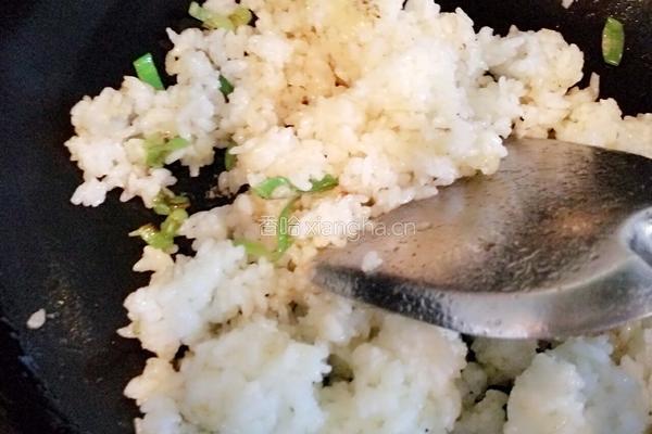 鲜虾炒饭的做法图解6