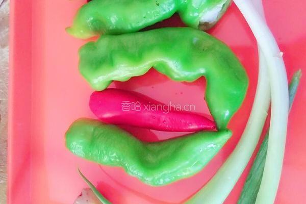 鲜椒煎饼的做法图解1
