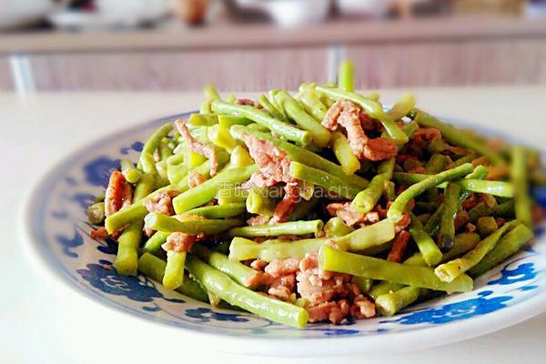 豇豆角炒肉的做法图解14