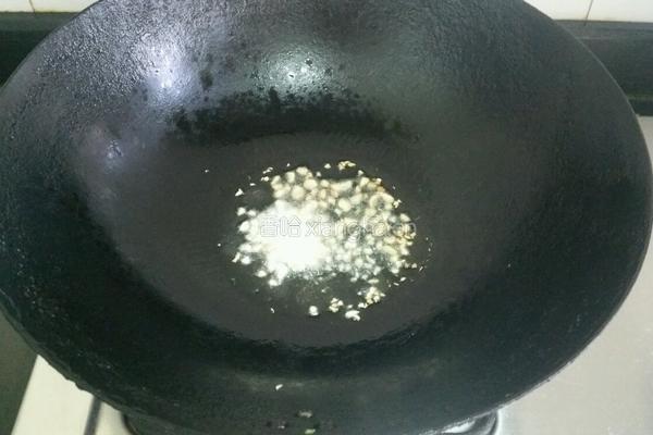 皮皮虾豆腐煲的做法图解2