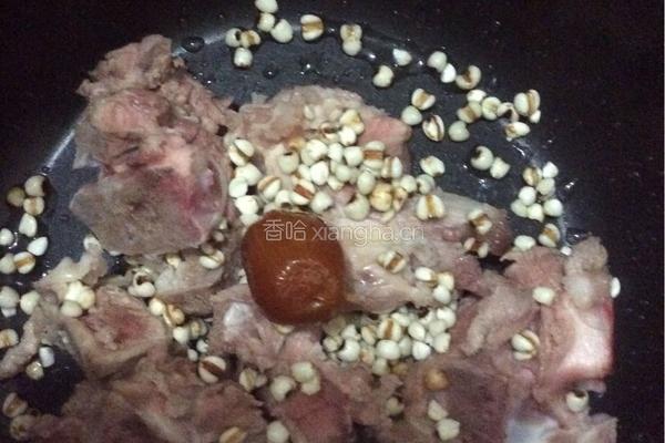 冬瓜薏米煲猪骨的做法图解6