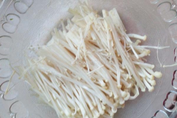 金针菇炖冻豆腐的做法图解4