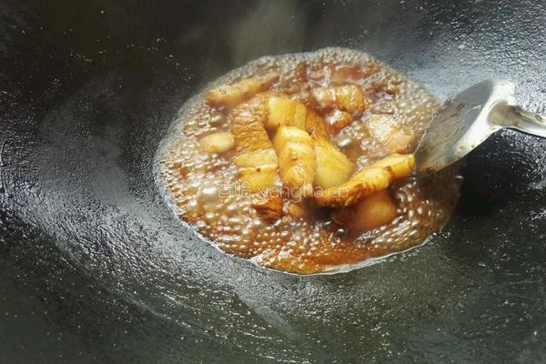 茄子红烧肉的做法图解7