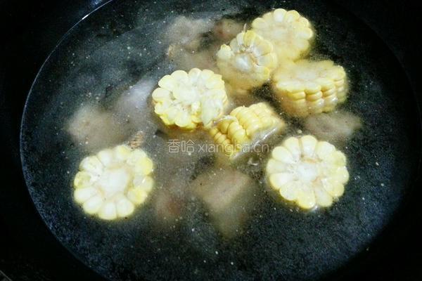 玉米排骨的做法图解6
