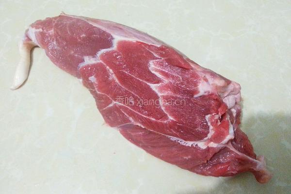 卤牛肉的做法图解1