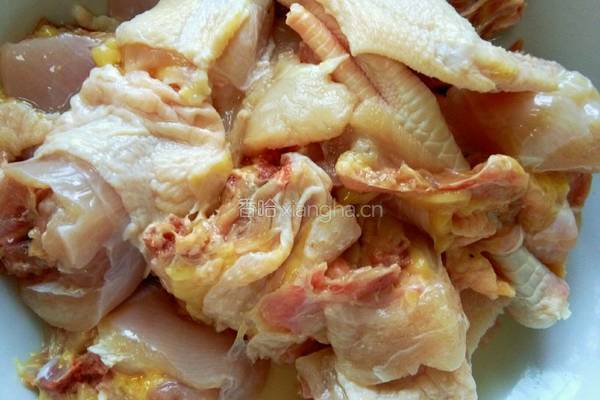 电饭锅香菇鸡汤的做法图解2