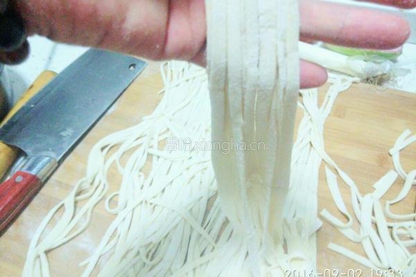 打卤手擀面的做法图解15