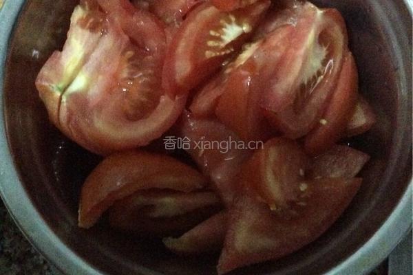 番茄鸡蛋捞面的做法图解1