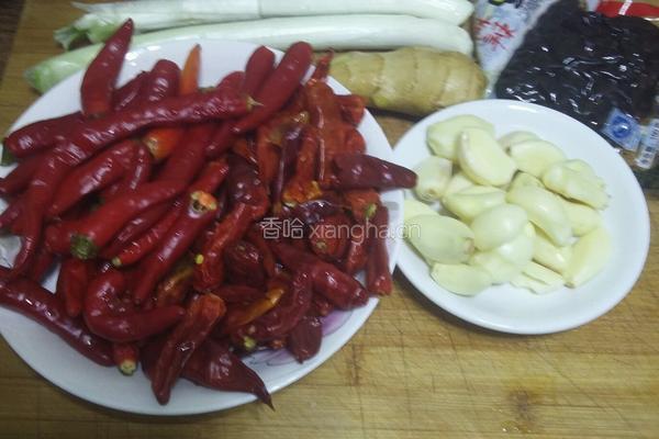 新疆辣子鸡的做法图解2
