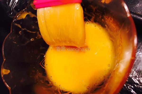 玫瑰豆沙蛋黄酥的做法图解13