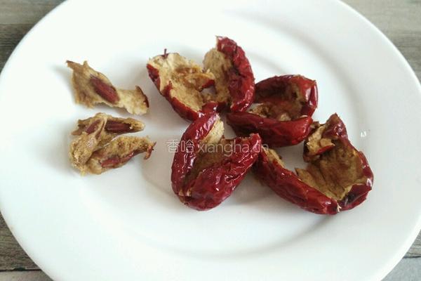 墨鱼炖鸡的做法图解3