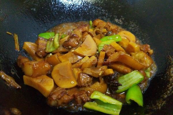 杏鲍菇红烧肉的做法图解11