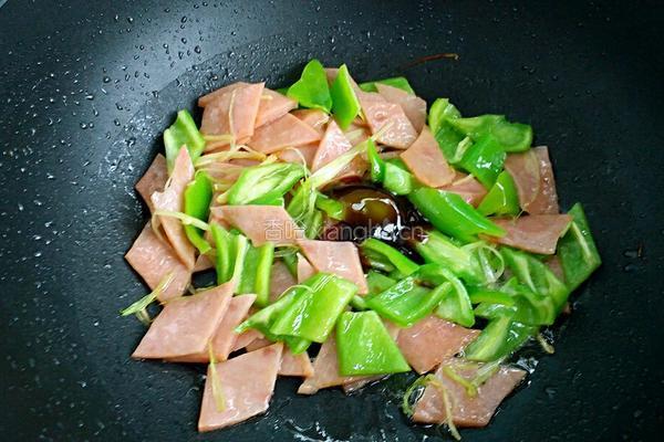 青椒火腿的做法图解5