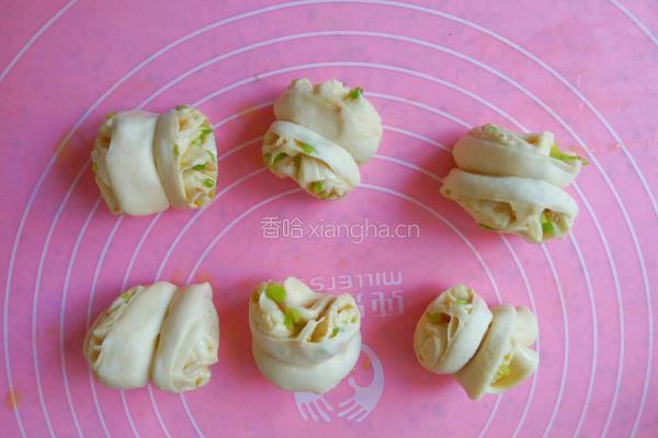 芝麻葱油小花卷的做法图解12