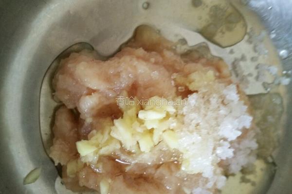鸡肉粥的做法图解1