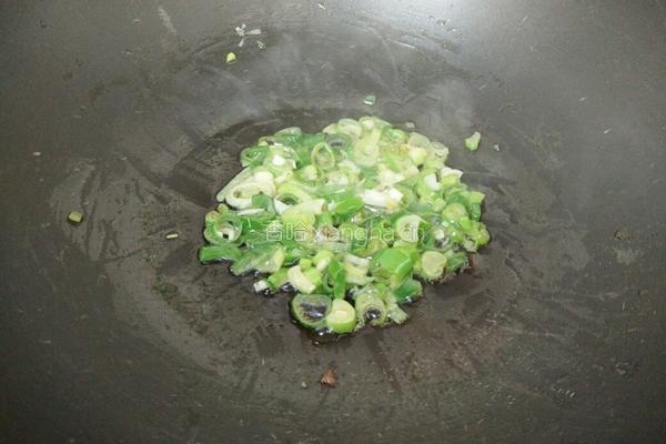 葱油鸡蛋饼的做法图解4