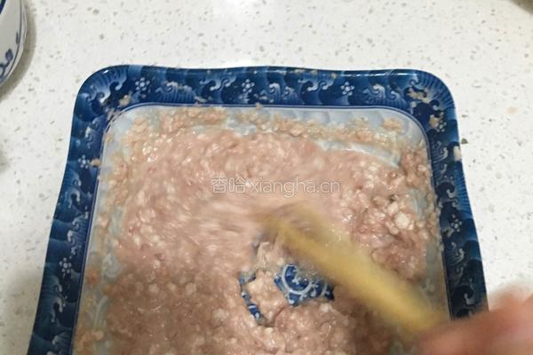 牛肉蒸蛋的做法图解2