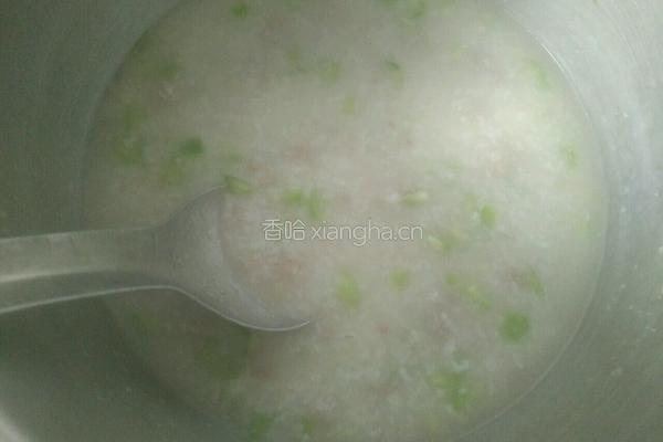 丝瓜猪肉粥的做法图解3