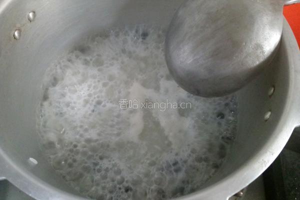 皮蛋瘦肉粥的做法图解7