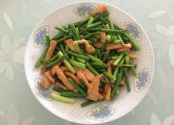 肉丝炒蒜苔