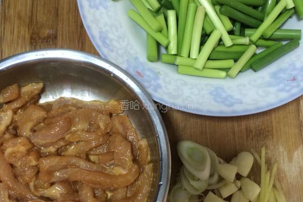 肉丝炒蒜苔的做法图解7