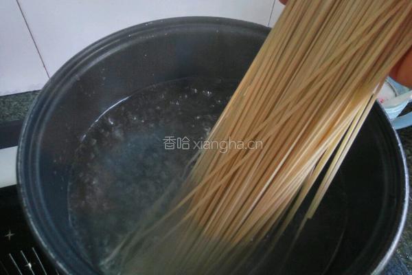 煎蛋面的做法图解3