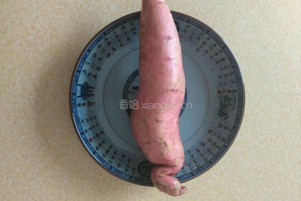 油炸红薯片的做法图解1