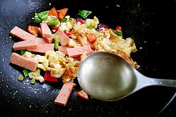 午餐肉炒蛋的做法图解8