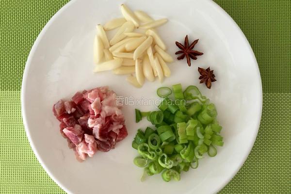 私房肉沫酱爆茄子 的做法图解5