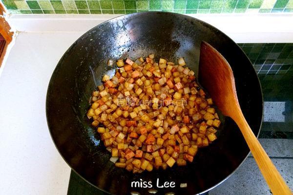 土豆炒饭的做法图解4