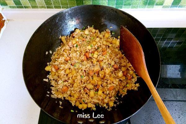 土豆炒饭的做法图解8