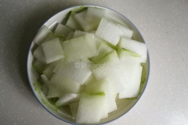 冬瓜丸子粉丝汤的做法图解1