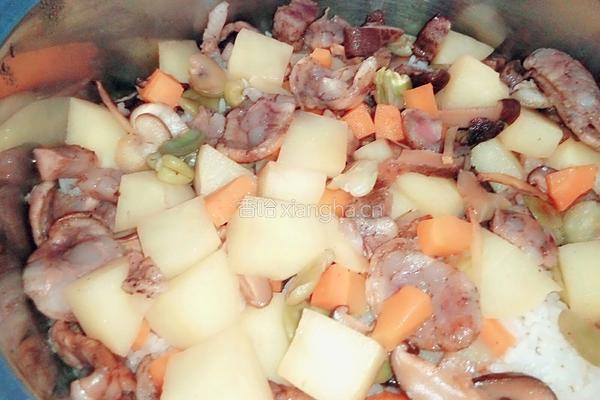 土豆香肠焖饭的做法图解10