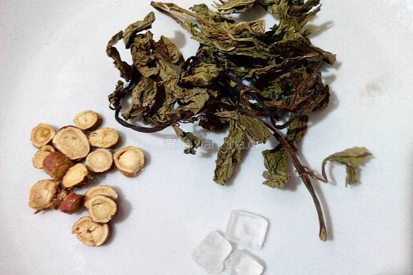 甘草薄荷冰糖饮的做法图解1
