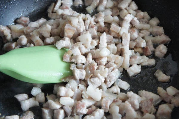 香菇卤肉饭的做法图解2