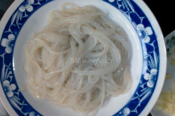 土豆焖面的做法图解2
