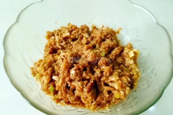 酱肉包子的做法图解3