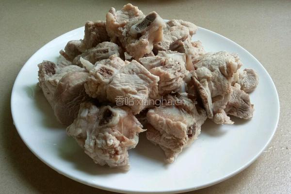 芋头炖排骨的做法图解3