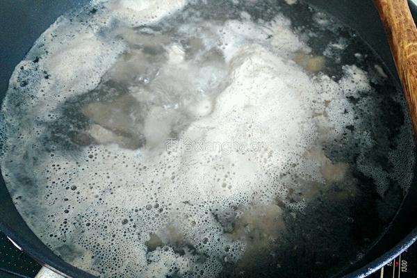 番茄排骨的做法图解4