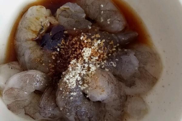 虾仁炒娃娃菜的做法图解1