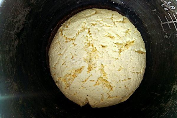 玉米面发饼的做法图解7