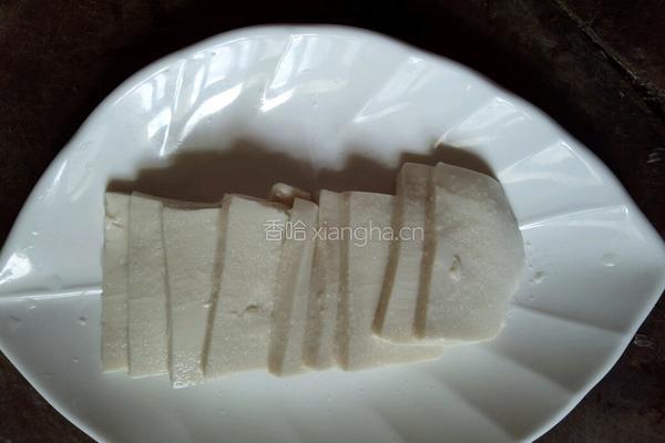 金针菇豆腐的做法图解1