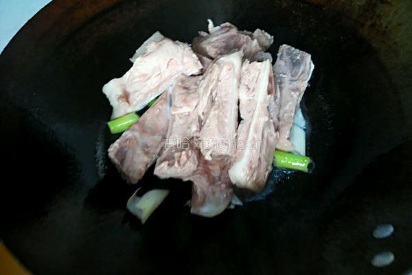排骨烧冬瓜的做法图解3