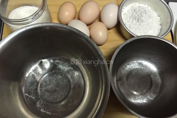 电饭煲原味小蛋糕的做法图解1