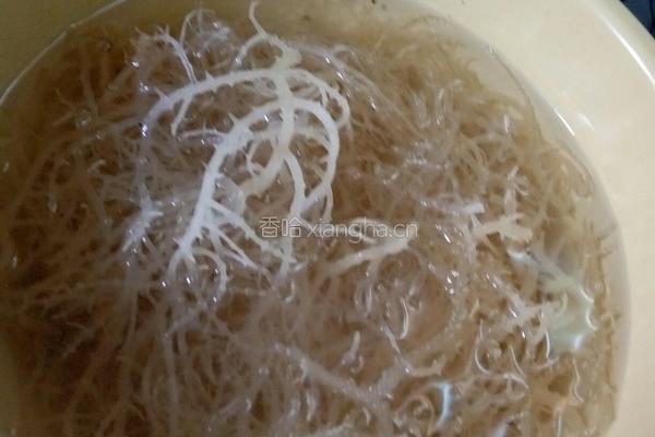 凉拌海石花的做法图解1