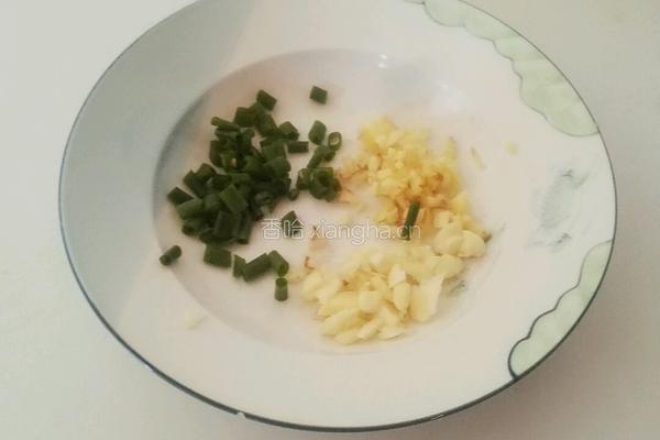 大肠烧豆腐的做法图解3