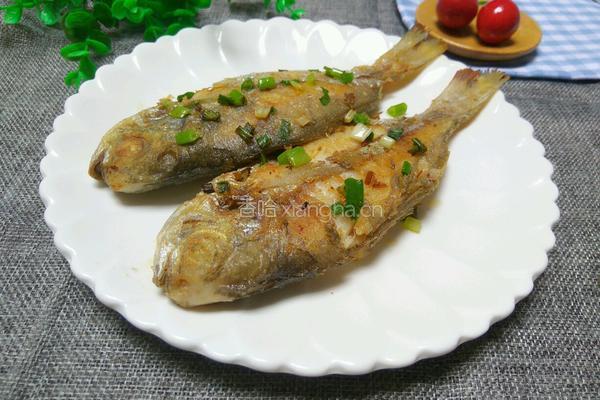煎咸鱼的做法图解8